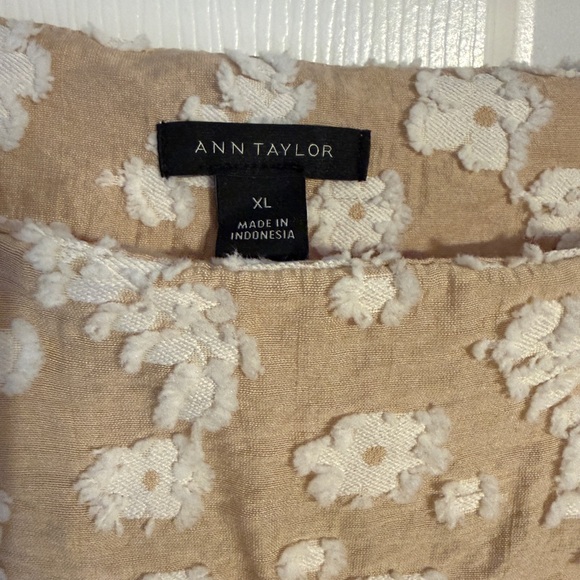 Ann Taylor Khaki Floral Blouse - Picture 3 of 5